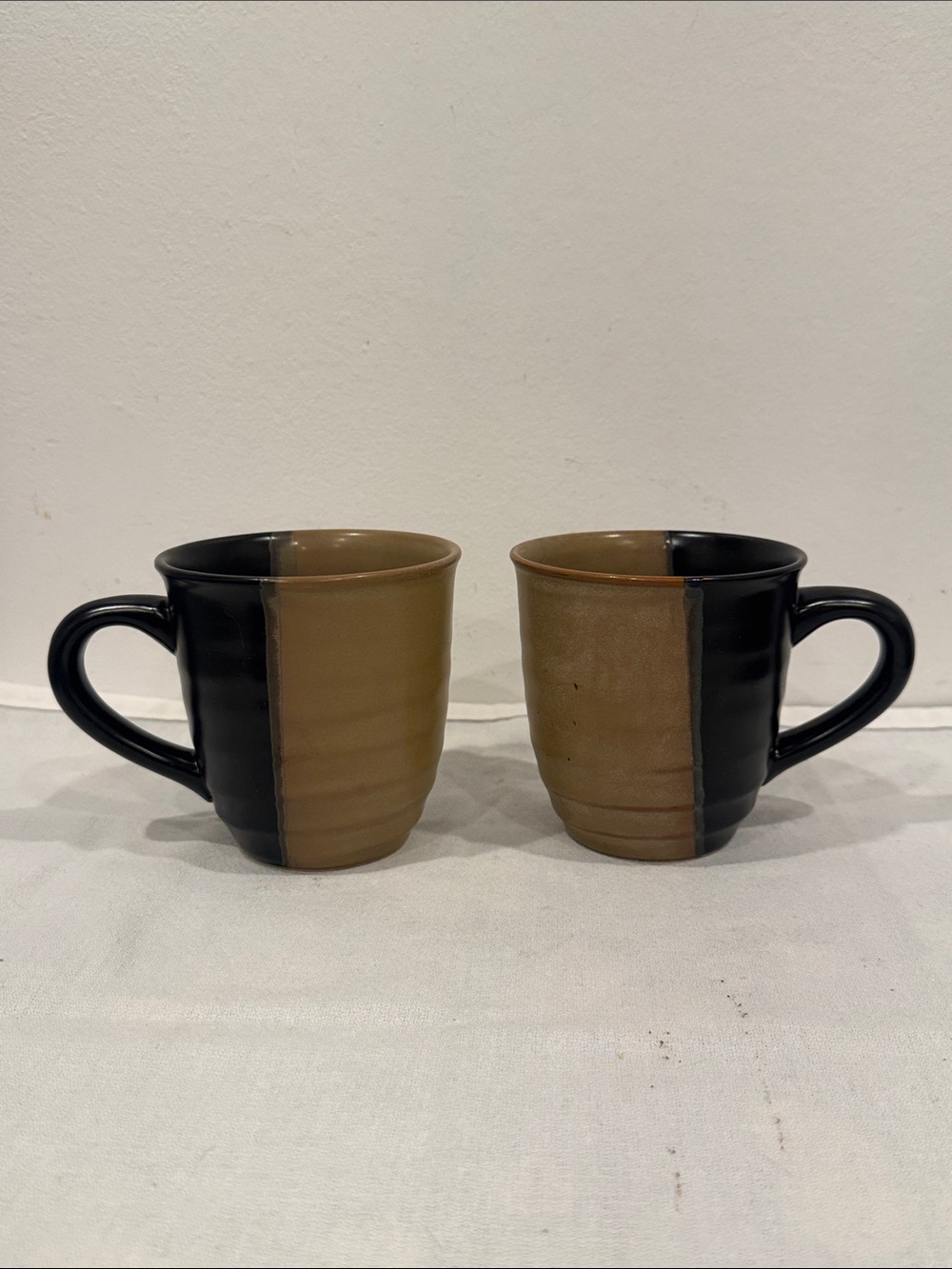 Sango Gold Dust Black Stoneware Coffee Tea Mugs Set Of 2. Pottery Earthenware